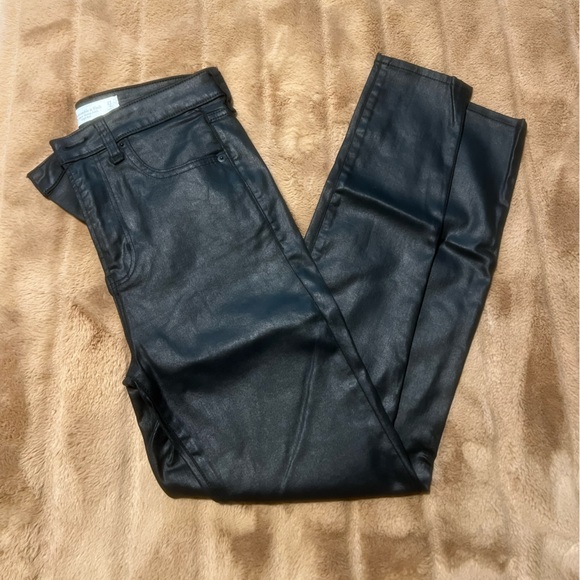 Abercrombie & Fitch Denim - Abercrombie & Fitch Super Skinny High Rise Leather-look skinny jeans